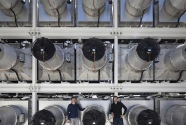 Climeworks founder C.Gebald & J.Wurzbacher in front of Climeworks plant 