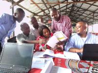 In this 2018 meeting in Tshopo province, WRI supported the Congolese government in conducting several public consultations with provincial stakeholders on the development of enforcement measures related to the country's Nature Conservation Act.